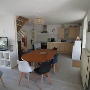 Hébergement de vacances Maison De Famille 8 Personnes, Étel